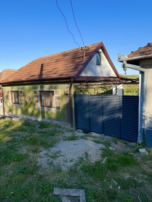 Casa de vanzare Hidiselul de sus -complet mobilata