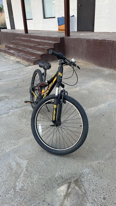 Продам велосипед Axis