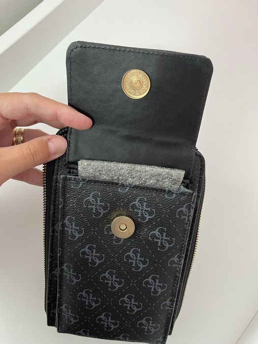 Дамска чантичка guess, нова