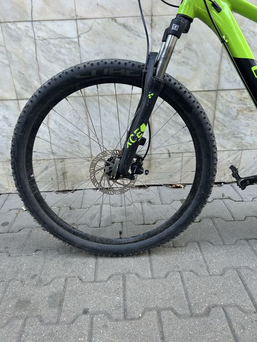 Vand bicicleta cube aim pro 27.5