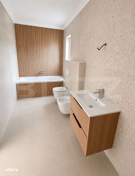 Duplex premium de vanzare - Cartier Izvor, Tarlungeni 400 mp, 159 util