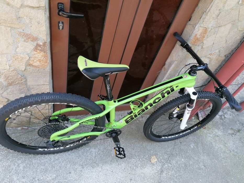 Bianchi  27,5 цола карбон 9,4кг. SRAM  1*12