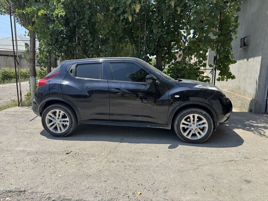 Nissan juke 2012 sotiladi.