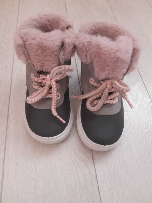 Ботушки 24  и 27 размер