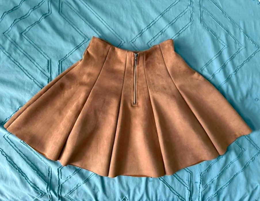 Велурена плисирана пола Tally Weijl S camel/beige