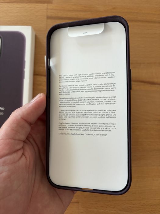 Husa iPhone 13 Pro leather piele originala Apple