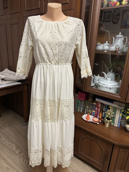 Продам платье новое