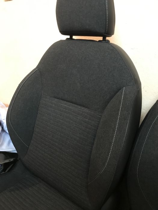 Предни седалки за Ситроен Ц3 Citroen C3