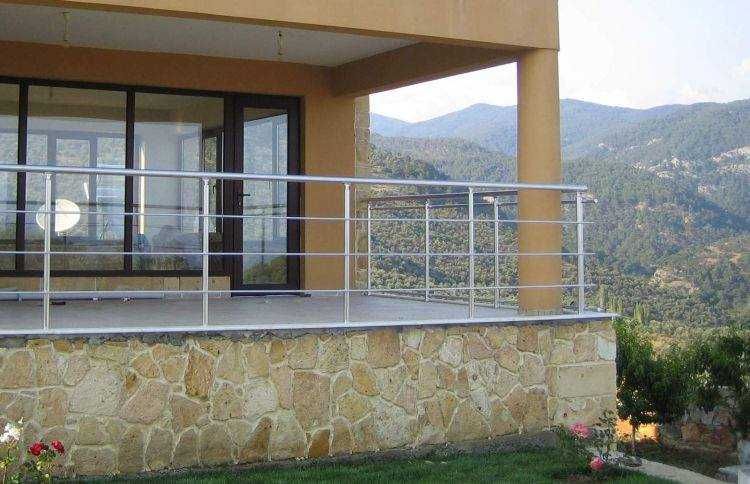 Алуминиев парапет