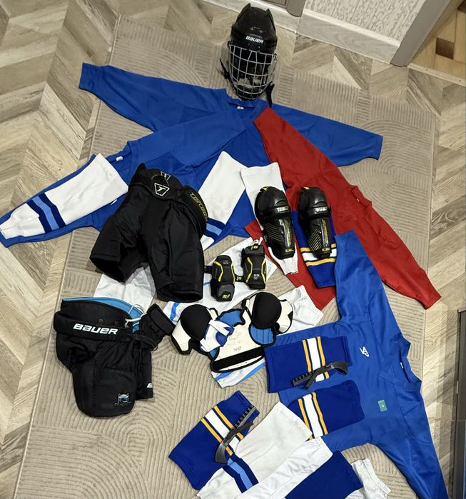 2 хокейной формы