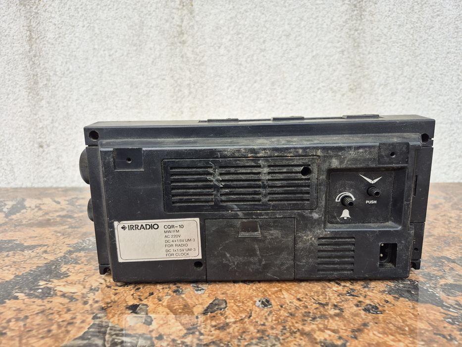 Radio cu ceas  irradio CQR-10 made in Italy