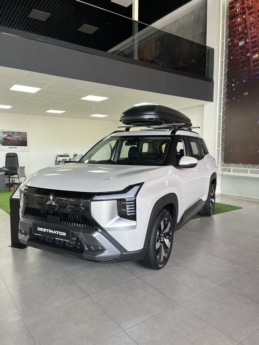 Mitsubishi Destinator