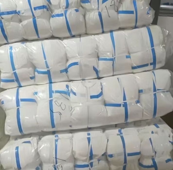 Продам одноразовые рабочие комбинезоны