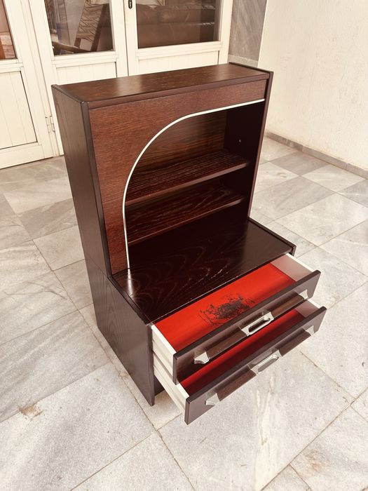 Ретро шкаф / нощно шкафче с рафтове и чекмеджета