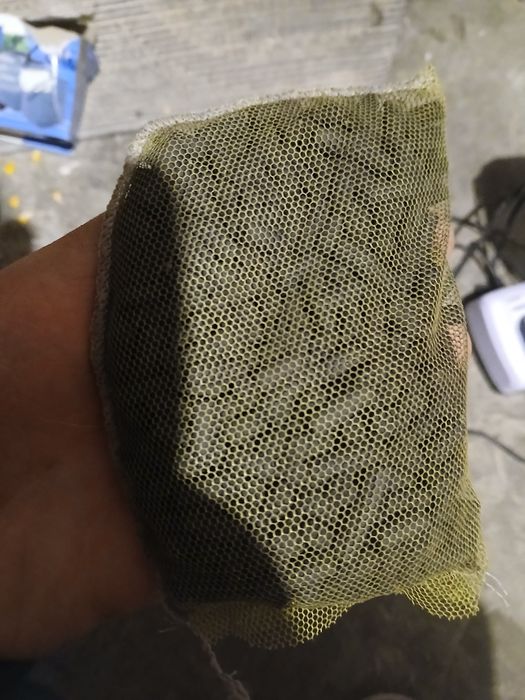 Se vând 2 pompe de aer și 2 filtre pentru acvariu 130 lei