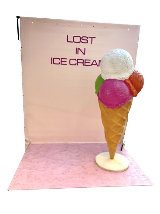 Vand butaforie gogosi/lego/rujuri/inghetata/fotoliu pantof