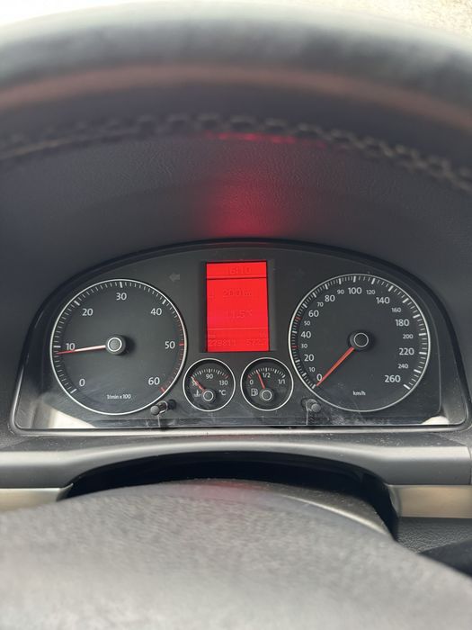 Volkswagen Touran 2.0 tdi 140cp