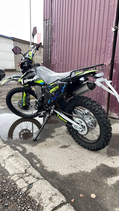 Мотоцикл эндуро 300