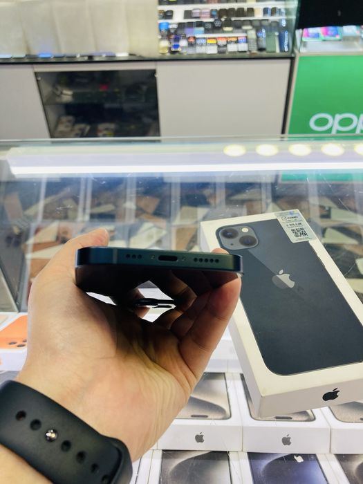 iPhone 13  128 gb black yengide 100%