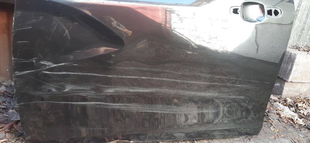 Дверь лада веста