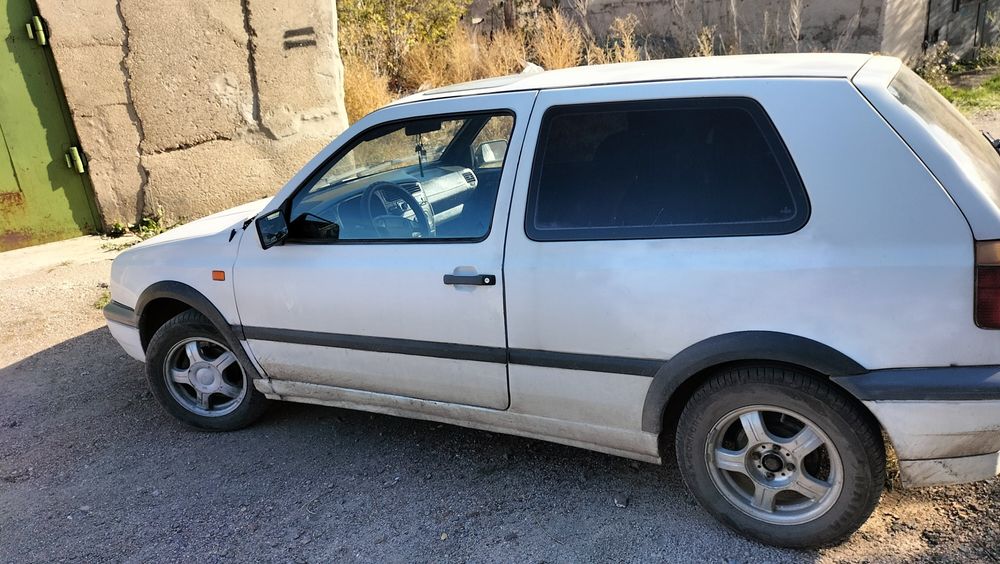 Продам гольф 3 купе