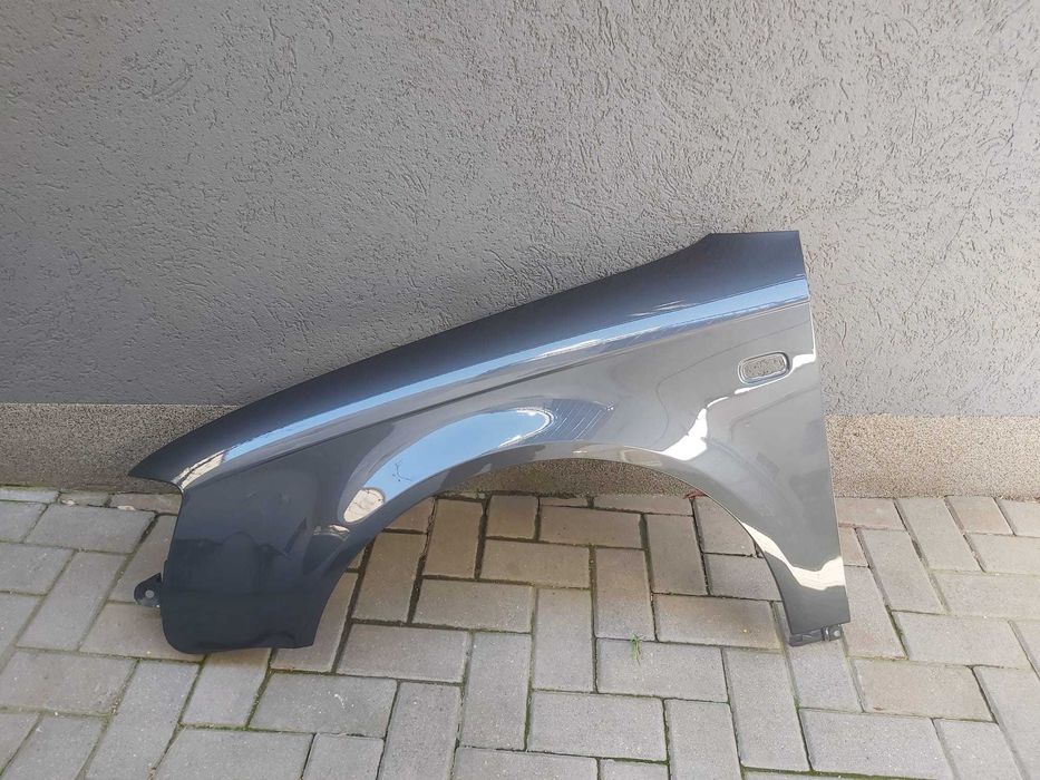 Aripa Fata Stanga Audi A4 B7 An 2004-2007 Vopsita Gri Inchis