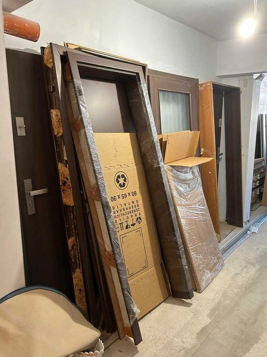 Интериорни врати с каси и Входни врати с каси Портадорс.