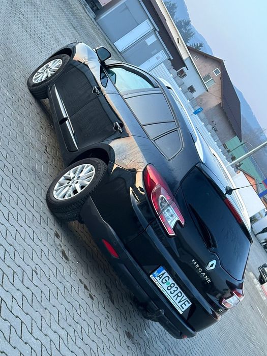 Renault Megane 3 Bose/Panoramic 1.5/ 110Cp 2013