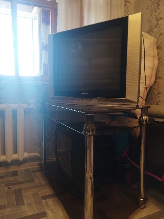 Телевизор,Газ печь СССР сатылады