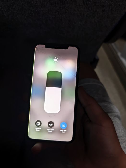 Продам iPhone x 64гб