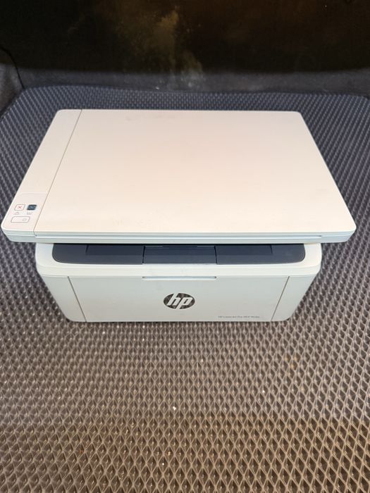 Принтер HP 3в1 черно-белый