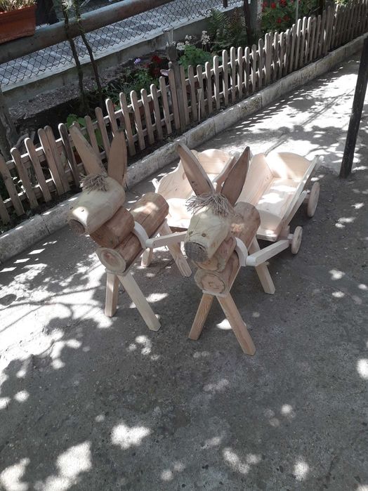 Декоративно магаренце с каручка