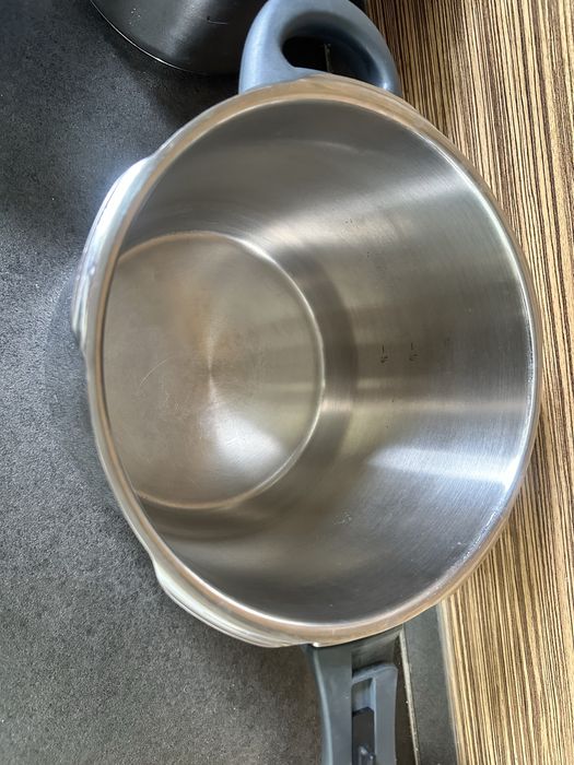 тенджера под налягане WMF perfect plus 6.5.