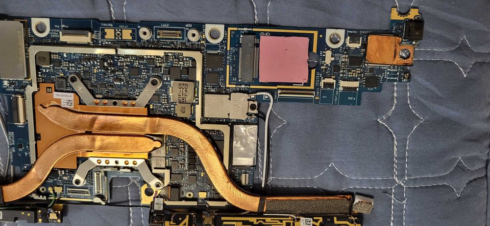 Piese Tableta DELL Latitude 7320 2 in 1 piese doar piesele tot 200 lei