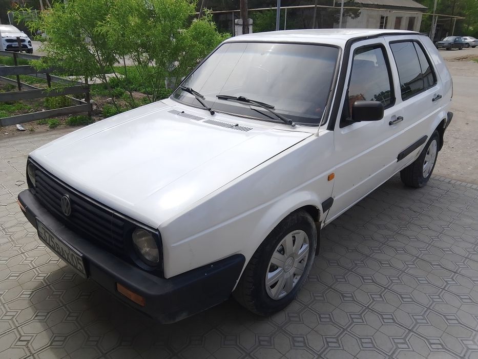 Продаю гольф 2 на полном ходу