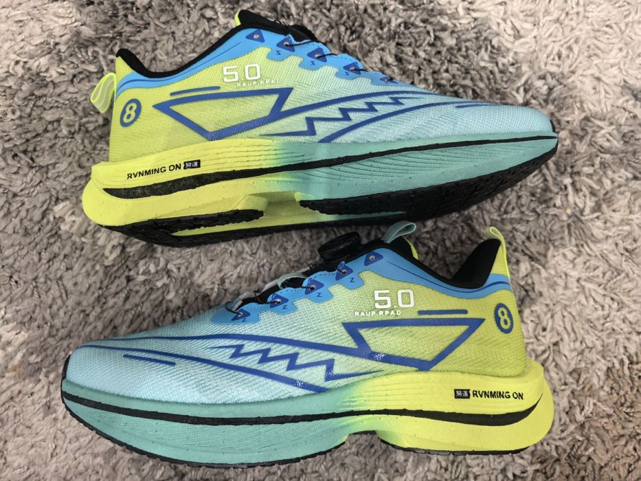 Маратонки с диск 43 номер