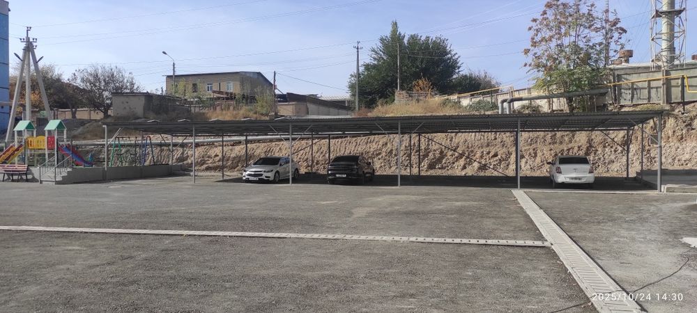 В г. Чирчике  10 микрорайон.