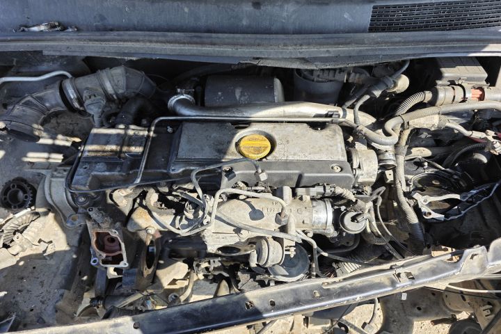 Lampa / Tripla stop dreapta pe aripa Opel Zafira 2004
