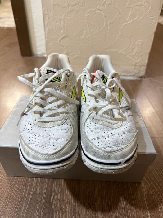 Джома футзалки б/у 40р