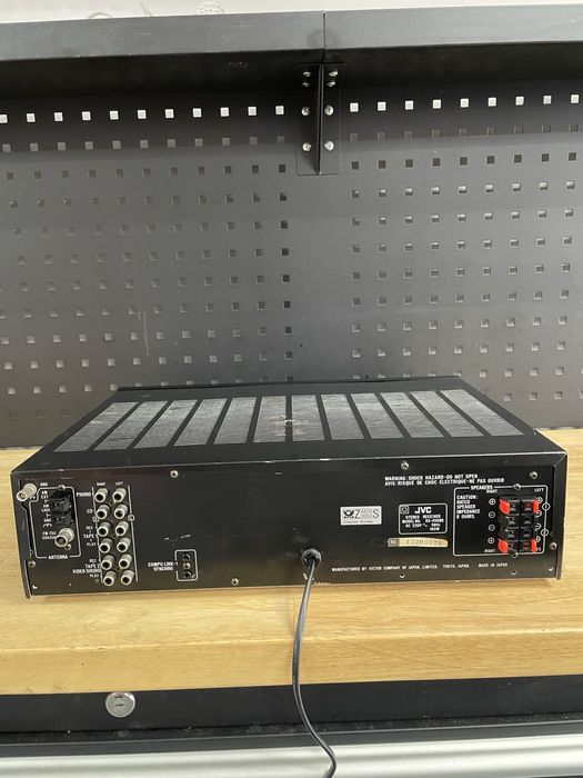 Jvc rx 450 amplificator stereo cu radio 50W 8ohmi