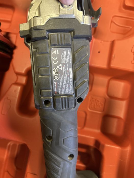 Акумулаторен ъглошлайф parkside