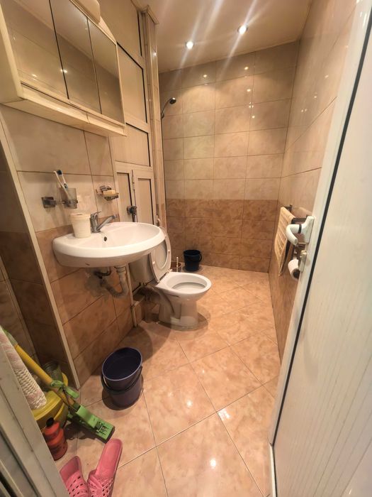 Продава се Двустаен апартамент в Казанлък - 83 кв.м за 443 €/кв.м - Снимка #1