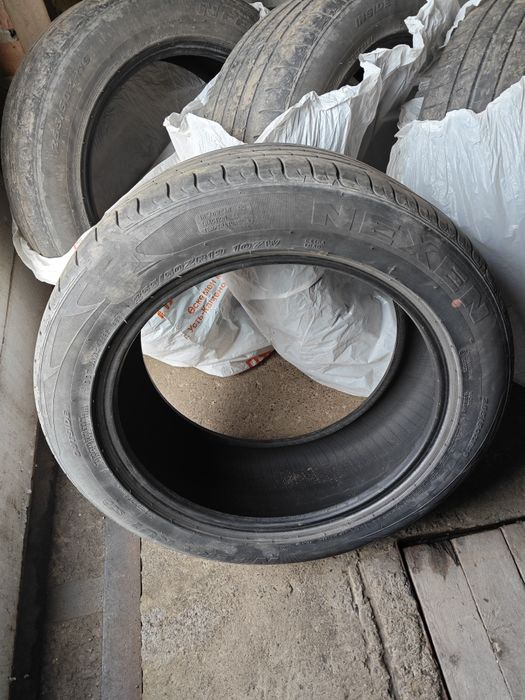 Продам Шины 255/50/19
