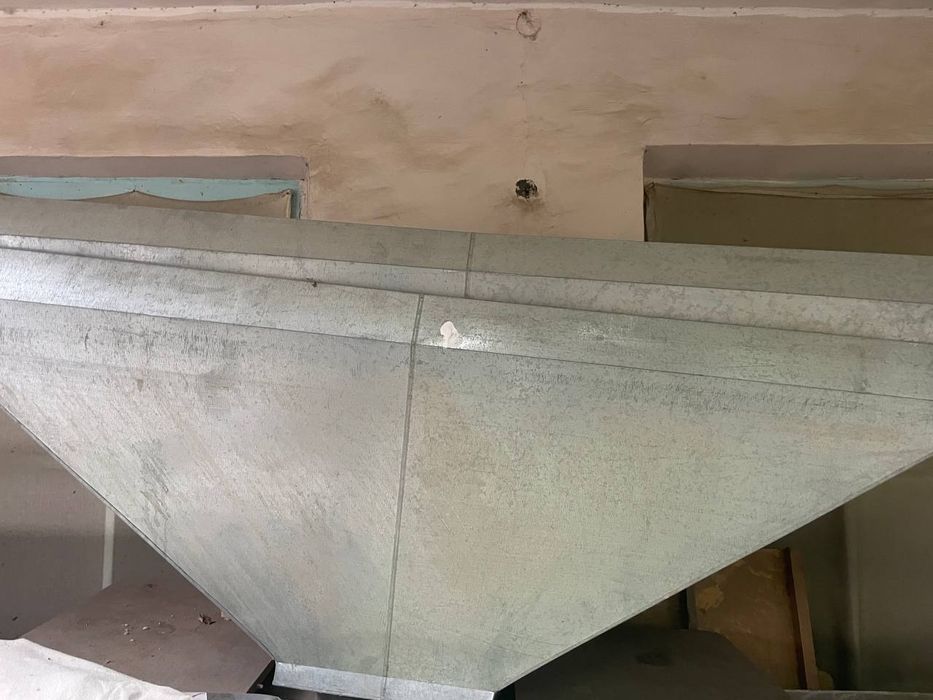 Сервант б/у,холодильник б/у, вытяжка