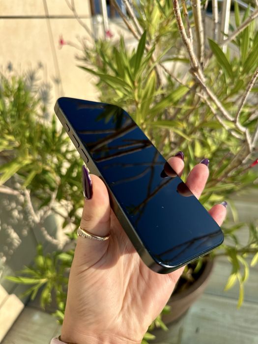 Iphone 16 pro - 256GB( 89% battery )