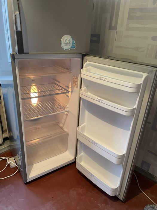 Холодильник LG б/у