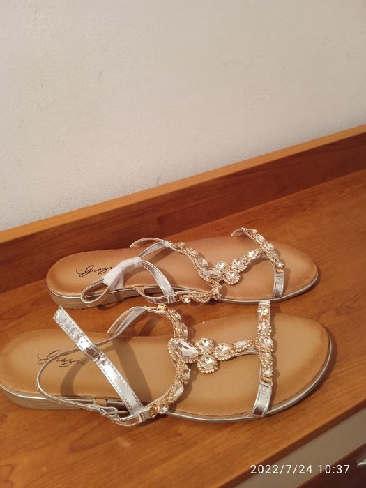 Дамски сандали.Нови.