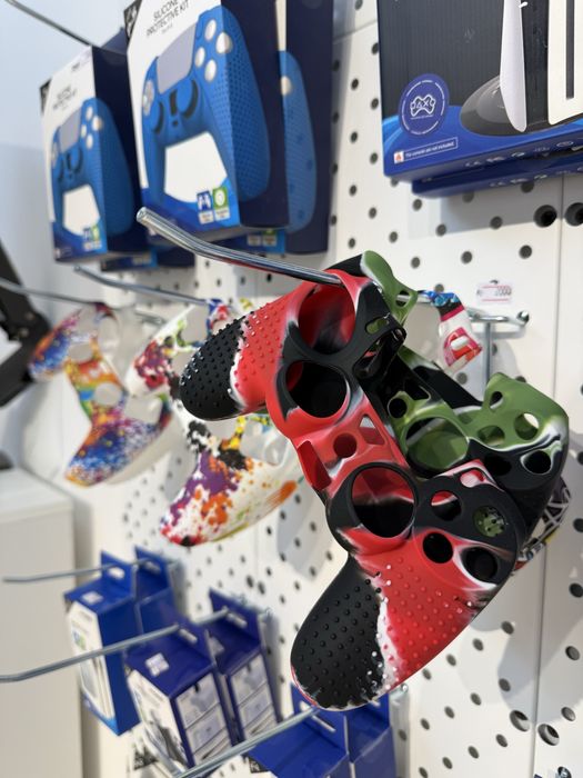 Чехлы защитные для playstation 4/5