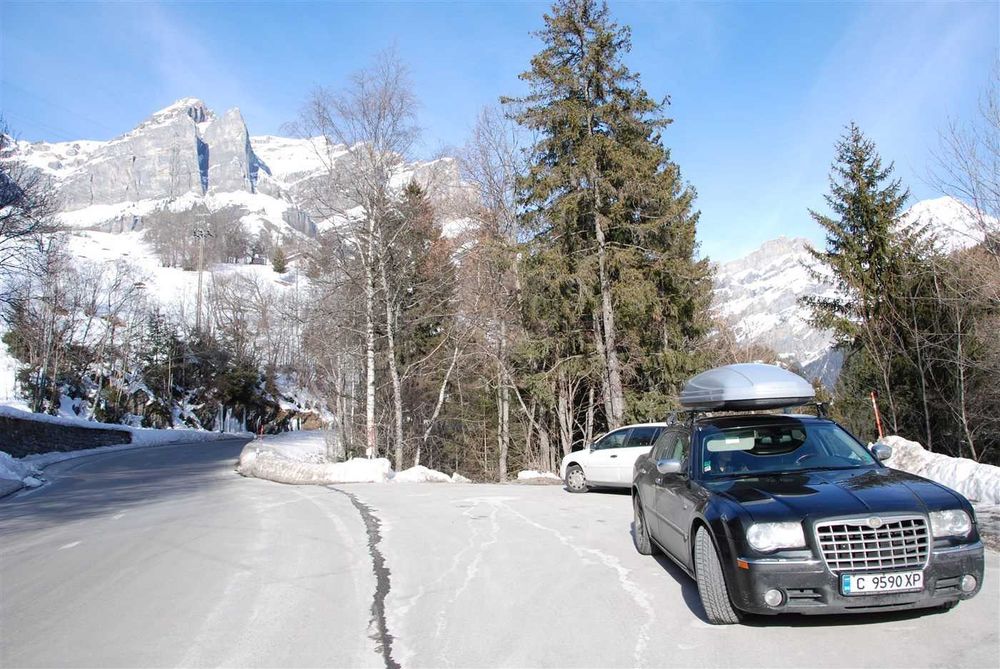 Chrysler 300C 5.7 HEMI V8 2005 - бензин, гаражен