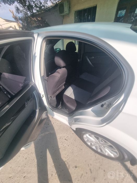 Chevrolet nexia 3 avtomat